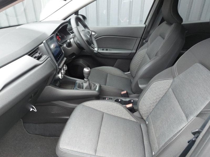 Used Renault Captur 2022 for sale - 78099324: Photo 5