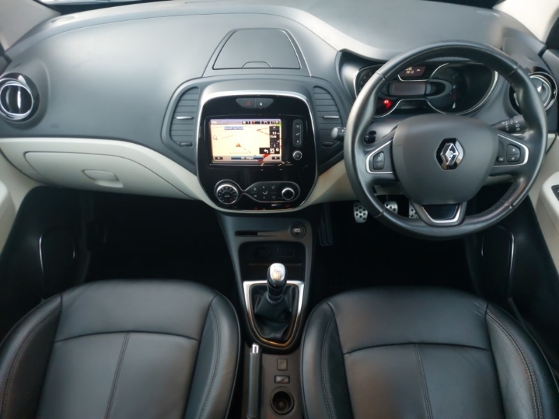 Used Renault Captur 2020 for sale - 77213993: Photo 2