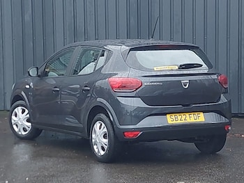 Used Dacia Sandero 2022 for sale - 76484228: Photo
