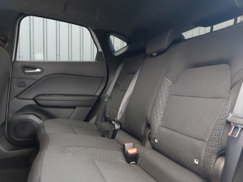 Used Renault Captur 2025 for sale - 76408169: Photo 6