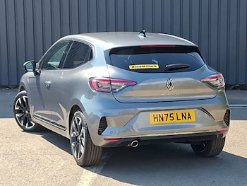 Used Renault Clio 2025 for sale - 79157680: Photo