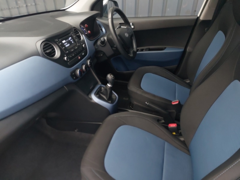 Used Hyundai i10 2016 for sale - 76408164: Photo 5