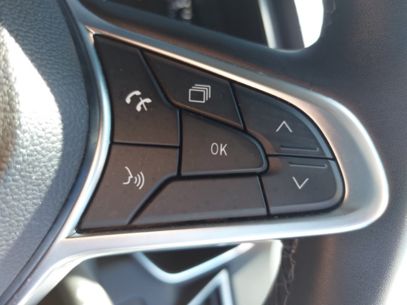 Used Renault Clio 2021 for sale - 76721473: Photo 16