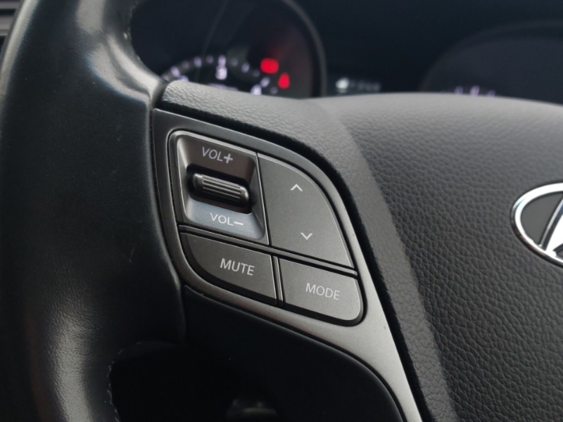 Used Hyundai Santa Fe 2016 for sale - 76708146: Photo 18