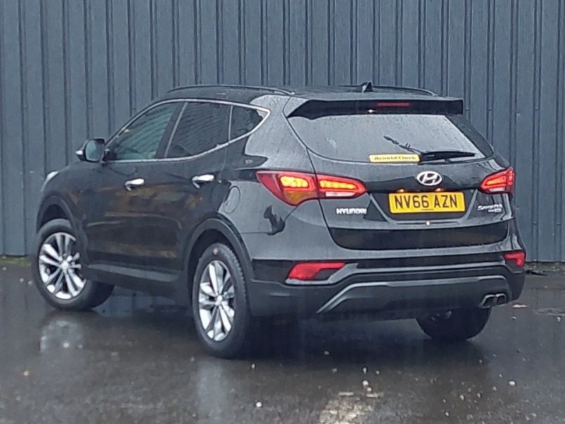 Used Hyundai Santa Fe 2016 for sale - 76708146: Photo 3