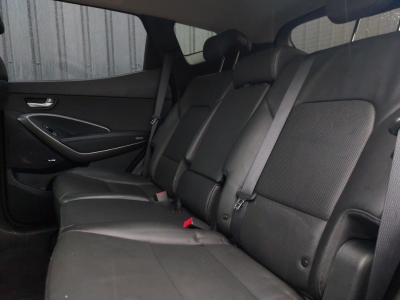 Used Hyundai Santa Fe 2016 for sale - 76708146: Photo 6