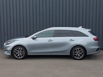 Used Kia Ceed 2024 for sale - 75514248: Photo