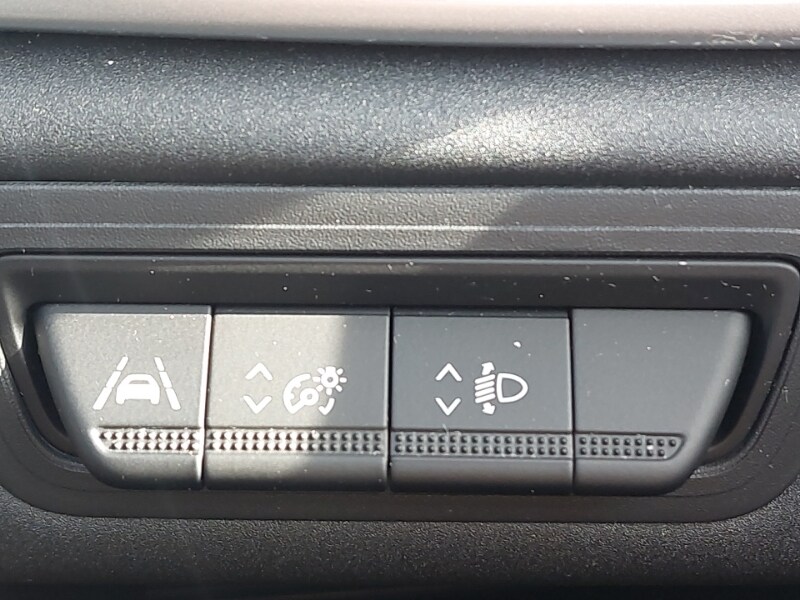 Used Renault Captur 2023 for sale - 77933565: Photo 18