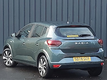 Used Dacia Sandero 2024 for sale - 76951882: Photo