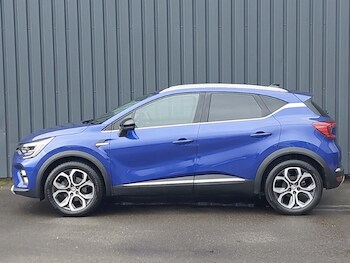 Used Renault Captur 2022 for sale - 77329949: Photo