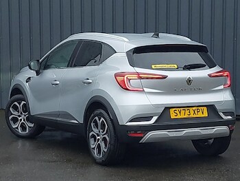 Used Renault Captur 2023 for sale - 77329948: Photo