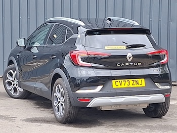 Used Renault Captur 2023 for sale - 78455469: Photo