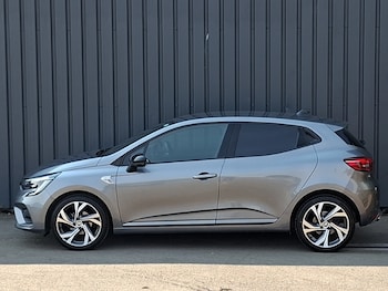 Used Renault Clio 2023 for sale - 79235626: Photo