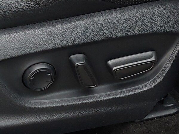 Used Toyota C-HR 2022 for sale - 76221389: Photo 13