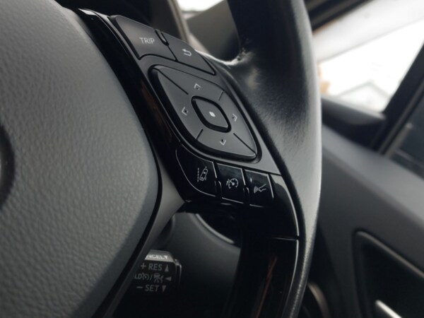 Used Toyota C-HR 2022 for sale - 76221389: Photo 19