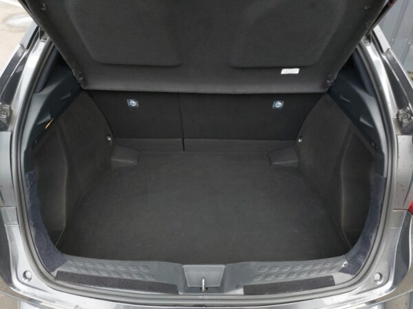 Used Toyota C-HR 2022 for sale - 76221389: Photo 8