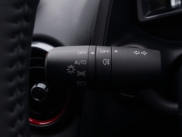 Used Mazda Mazda2 2023 for sale - 76213336: Photo 19