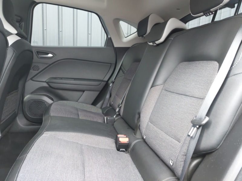 Used Renault Captur 2023 for sale - 77623087: Photo 6