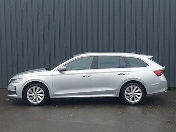 Used Skoda Octavia 2024 for sale - 76492909: Photo
