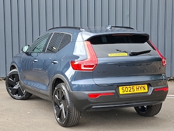 Used Volvo XC40 2025 for sale - 79546239: Photo