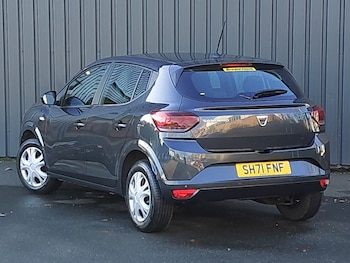 Used Dacia Sandero 2021 for sale - 76455817: Photo