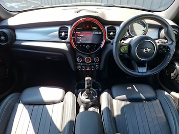 Used MINI Hatch 2022 for sale - 79087050: Photo