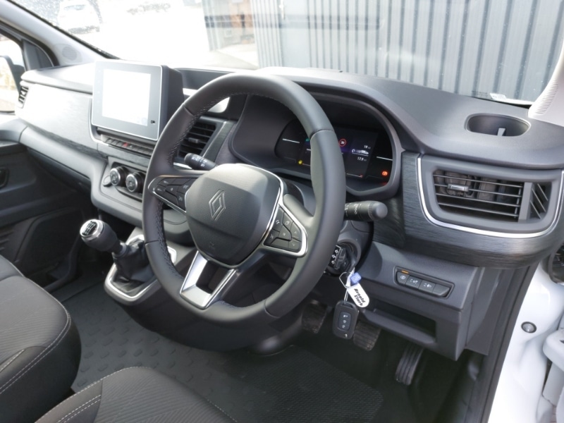 Used Renault Trafic 2025 for sale - 76348246: Photo 2
