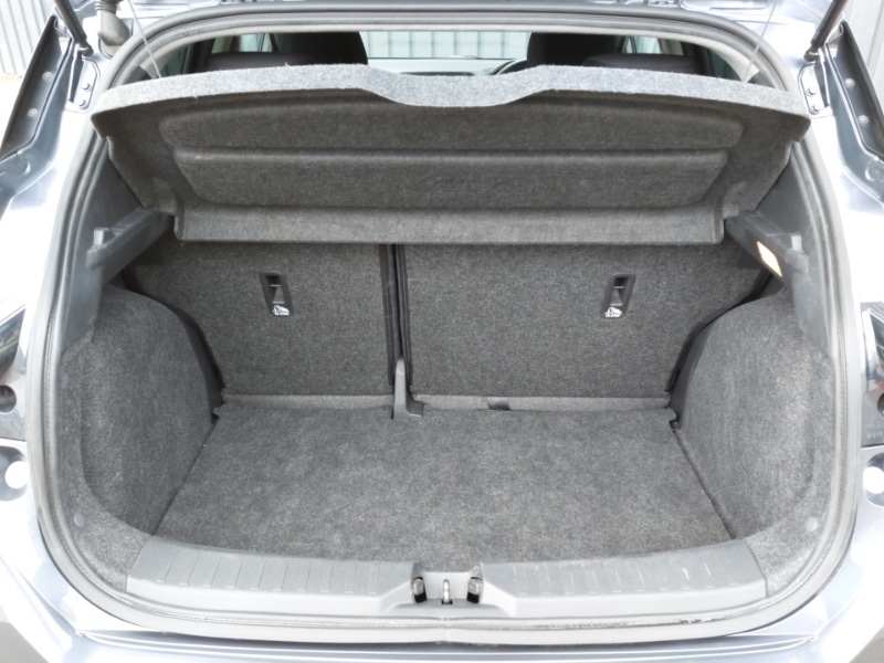 Used Nissan Micra 2017 for sale - 77651989: Photo 8