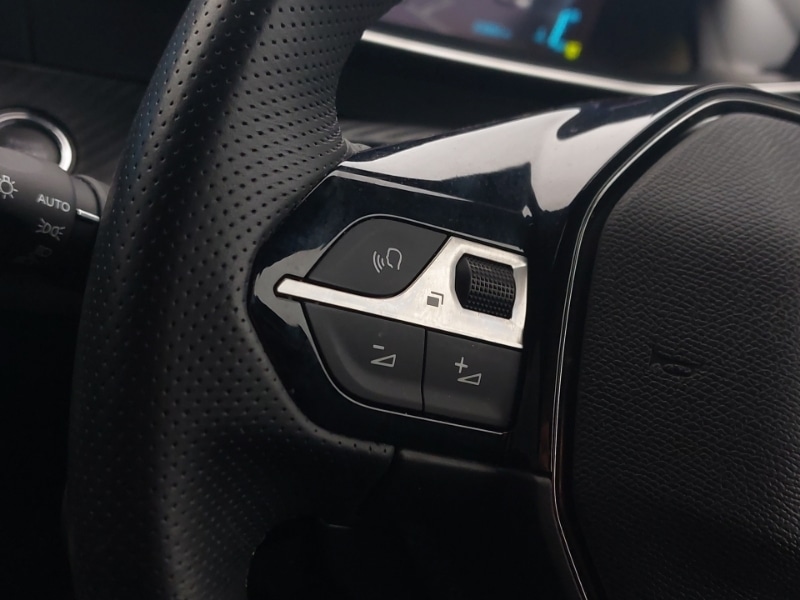 Used Peugeot 2008 2022 for sale - 77338046: Photo 17