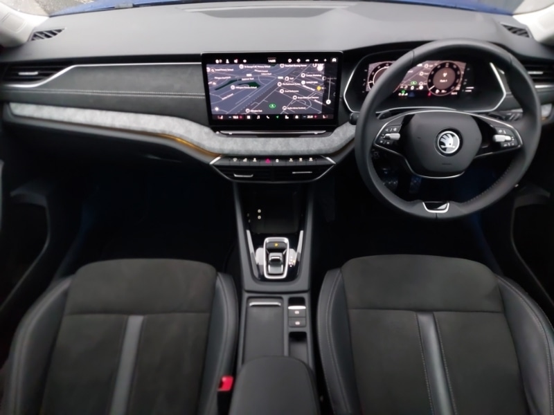 Used Skoda Octavia 2024 for sale - 76970210: Photo 2