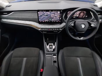 Used Skoda Octavia 2024 for sale - 76970210: Photo