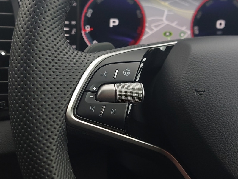 Used Skoda Karoq 2024 for sale - 76983533: Photo 19