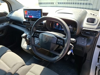 Used Citroen Berlingo 2024 for sale - 79278465: Photo