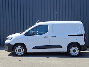 Used Citroen Berlingo 2024 for sale - 79278465: Photo