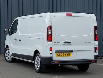 Used Renault Trafic 2025 for sale - 75795995: Photo