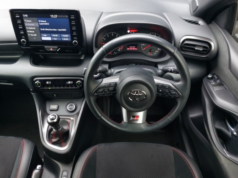 Used Toyota Yaris 2022 for sale - 76420903: Photo 7