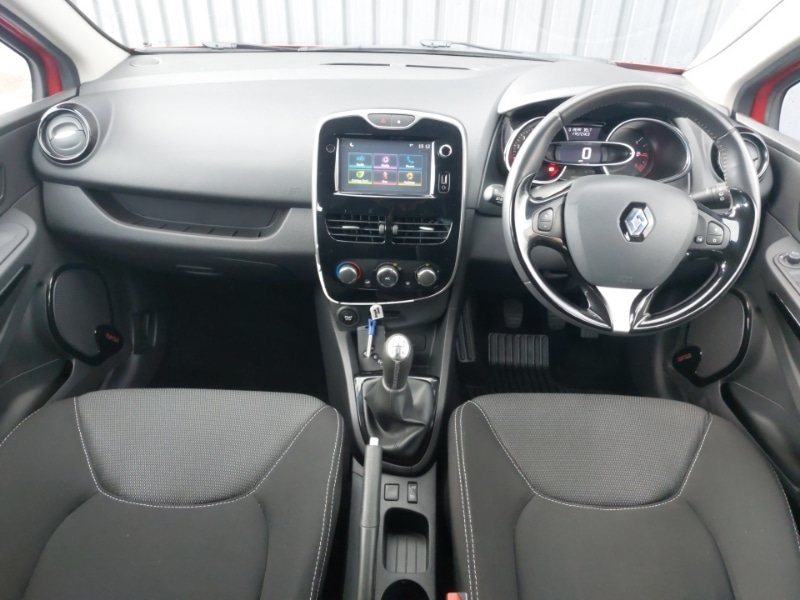 Used Renault Clio 2016 for sale - 78057376: Photo 2