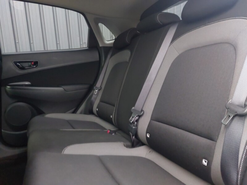 Used Hyundai KONA 2021 for sale - 76533302: Photo 6