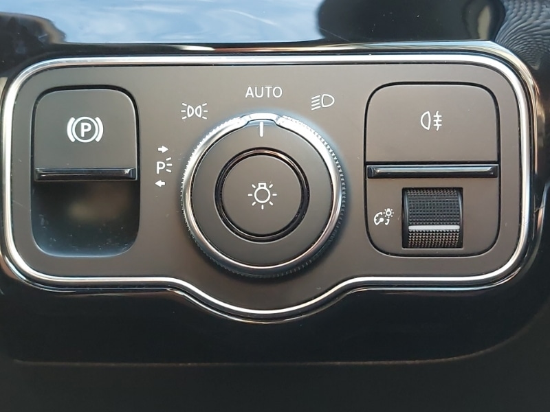 Used Mercedes-Benz A-Class 2019 for sale - 76354474: Photo 17