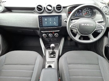 Used Dacia Duster 2023 for sale - 79505583: Photo