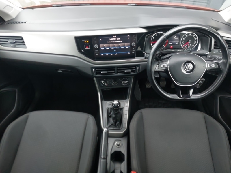 Used Volkswagen Polo 2018 for sale - 77418872: Photo 2