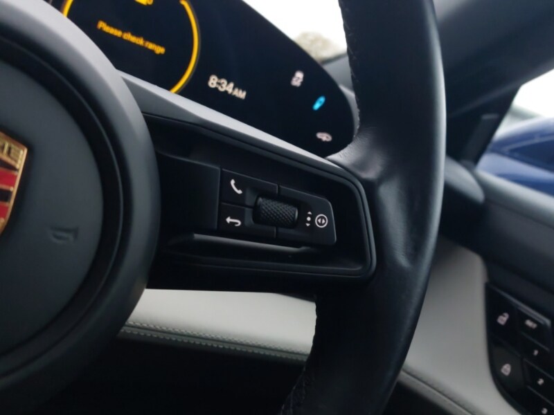 Used Porsche Taycan 2020 for sale - 77015053: Photo 19