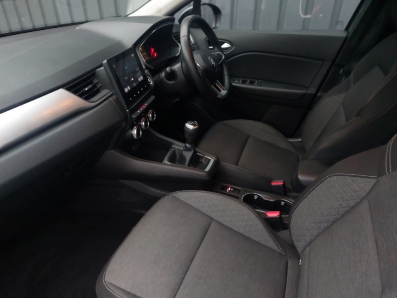 Used Renault Captur 2022 for sale - 77141790: Photo 5