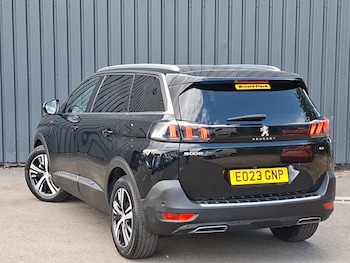 Used Peugeot 5008 2023 for sale - 79452331: Photo