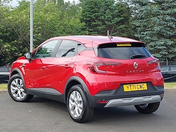 Used Renault Captur 2022 for sale - 79070367: Photo