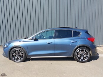 Used Ford Focus 2019 for sale - 78440106: Photo