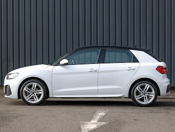 Used Audi A1 2023 for sale - 77656868: Photo