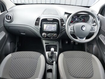 Used Renault Captur 2018 for sale - 78041205: Photo