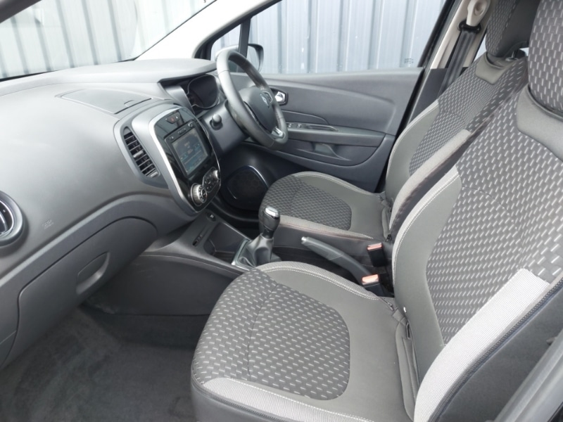 Used Renault Captur 2018 for sale - 78041205: Photo 5