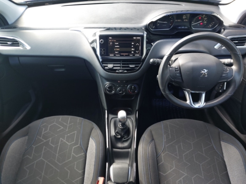 Used Peugeot 2008 2019 for sale - 76502385: Photo 2